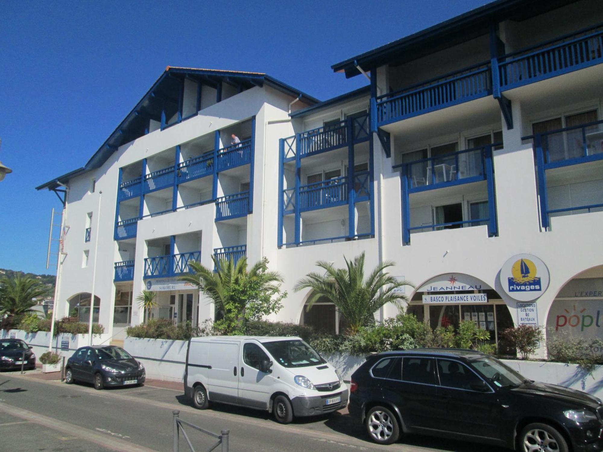 Aparthotel & Golf Sokoburu Hendaye